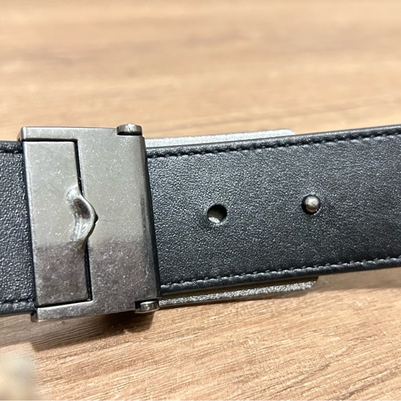 𝐄𝐔𝐂 𝐂𝐎𝐀𝐂𝐇 𝐑𝐞𝐯𝐞𝐫𝐬𝐢𝐛𝐥𝐞 𝐁𝐥𝐚𝐜𝐤 𝐋𝐞𝐚𝐭𝐡𝐞𝐫 𝐁𝐞𝐥𝐭 - Picture 15 of 16